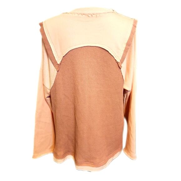 POL mixed media v-neck sweatshirt, peach & coral, waffle knit sweatshirt M - Picture 3 of 7
